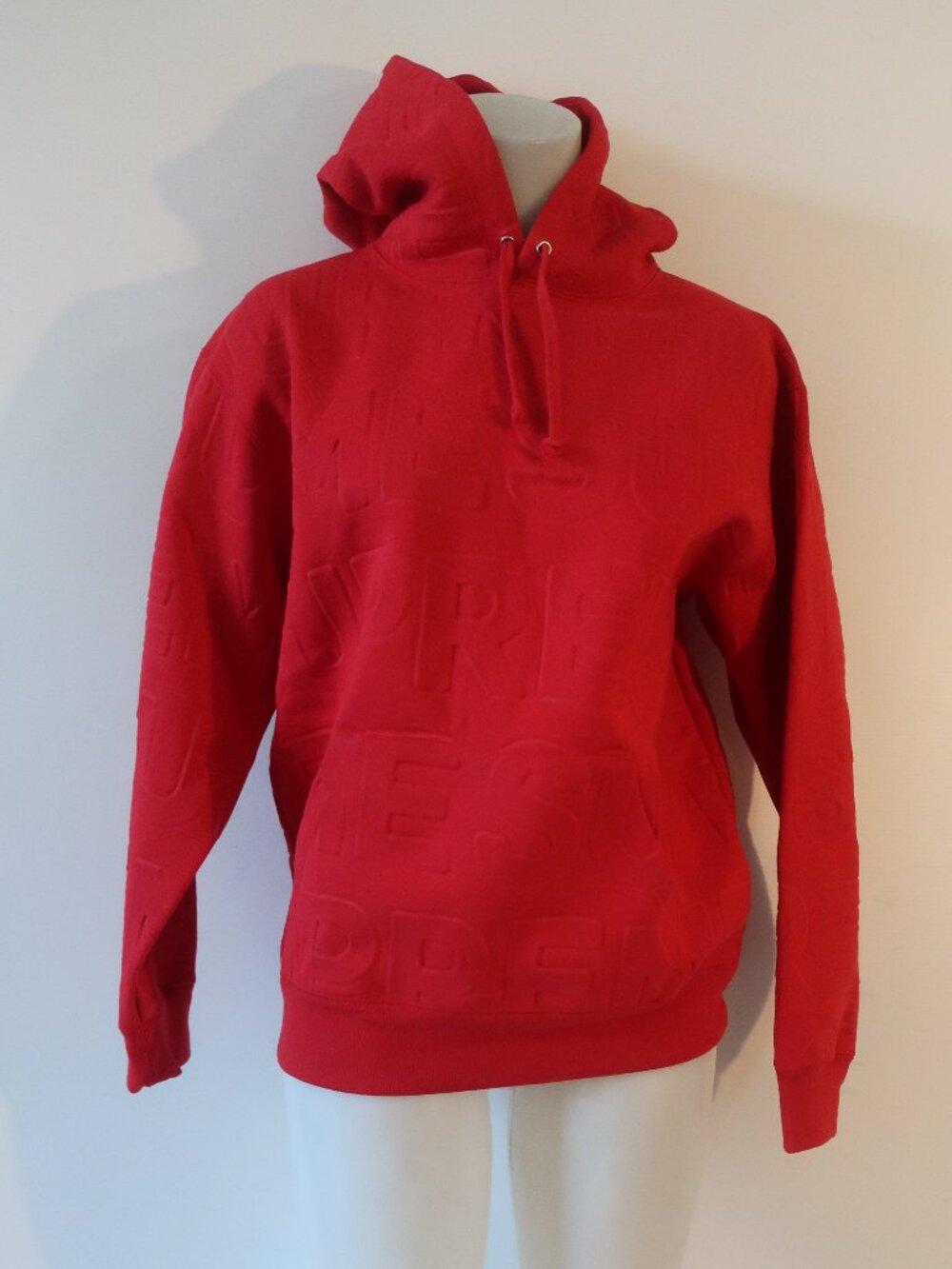Mens Supreme Red (Item- 101) Logo Embossed Hooded Sweatshirt Top S